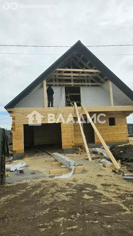 Дом в село Эрхирик, Молодёжная улица, 15 (220 м) - Фото 1