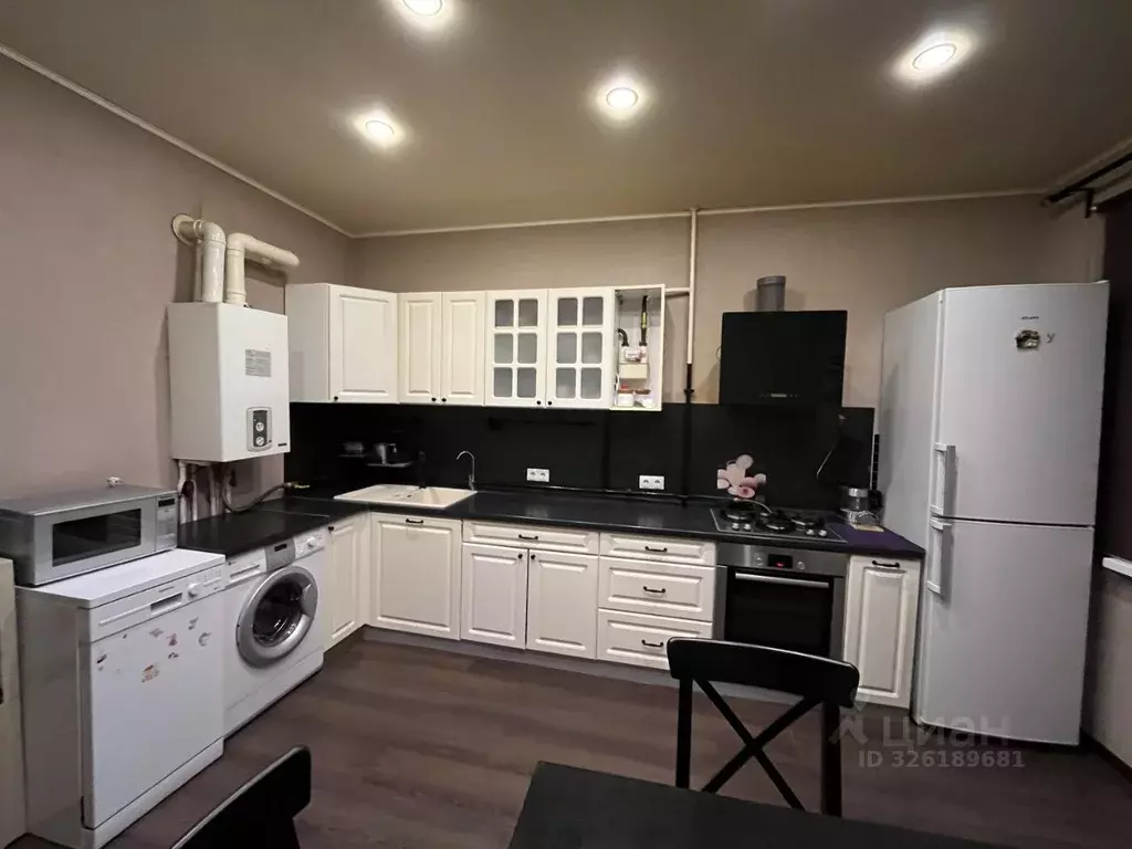 2-к кв. Тульская область, Новомосковск ул. Дружбы, 2к2 (69.0 м) - Фото 2