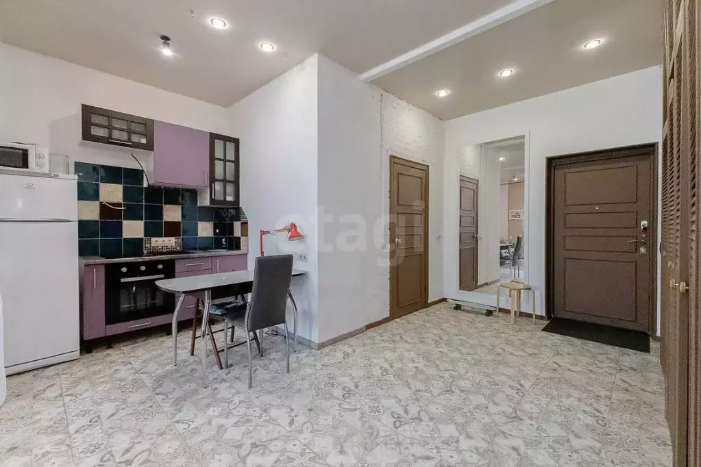 Студия Свердловская область, Екатеринбург ул. Среднеуральская, 9 (38.5 ... - Фото 1