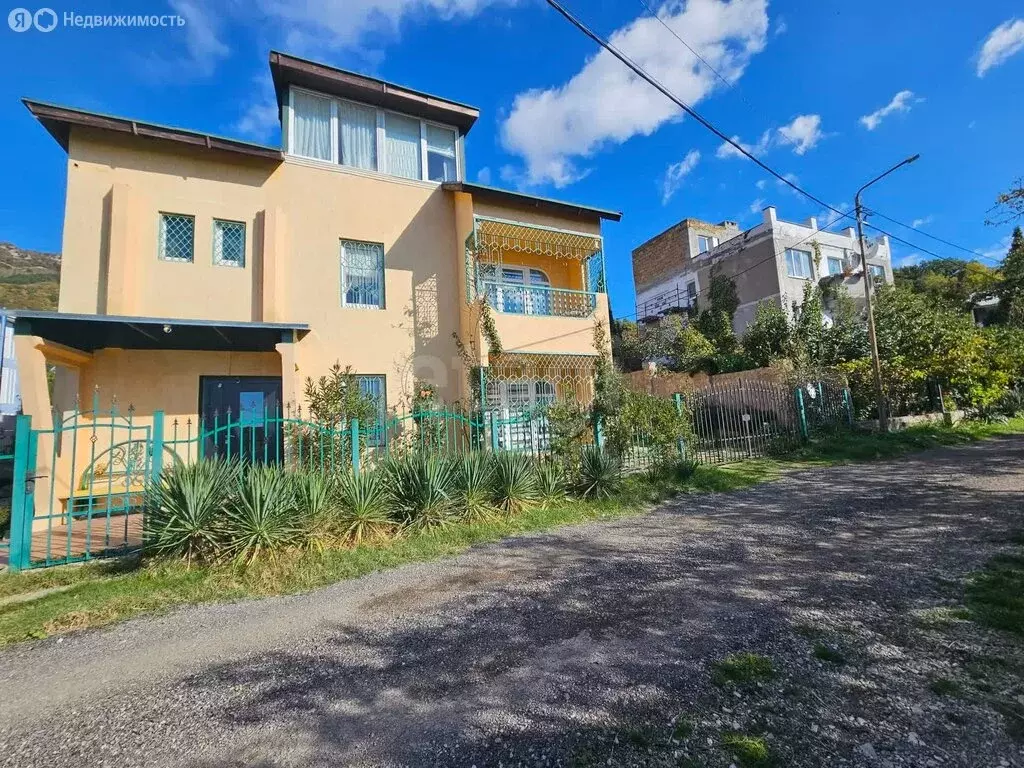 Дом в Республика Крым, муниципальный округ Ялта, посёлок городского ... - Фото 2