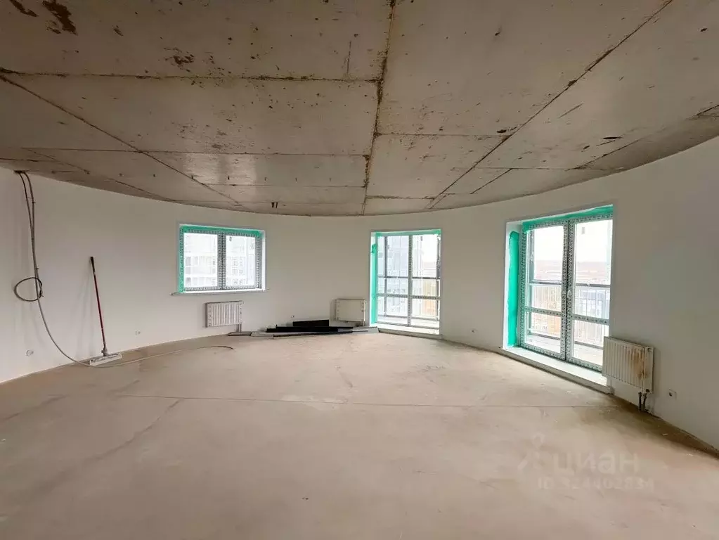 2-к кв. Красноярский край, Красноярск ул. Петра Подзолкова, 8 (85.7 м) - Фото 1