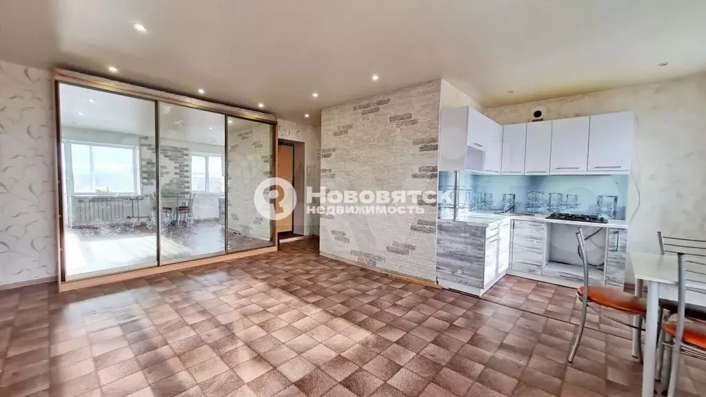 3-к. квартира, 42 м, 5/5 эт. - Фото 1
