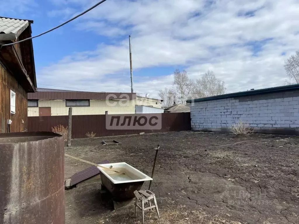 Дом в Иркутская область, Эхирит-Булагатский район, пос. Усть-Ордынский ... - Фото 1