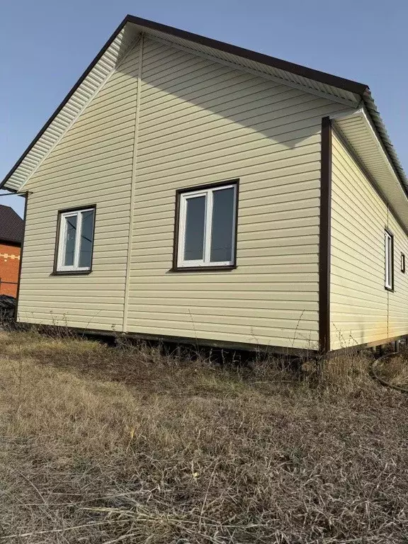 Дом в Башкортостан, с. Кармаскалы ул. Грачева (60 м) - Фото 1