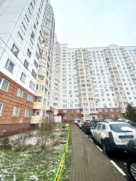 3-к. квартира, 75 м, 2/19 эт. - Фото 0