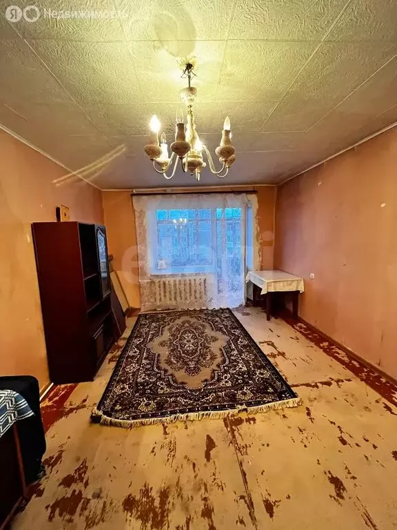 1-комнатная квартира: Нижний Тагил, улица Циолковского, 2к2 (31.6 м) - Фото 1