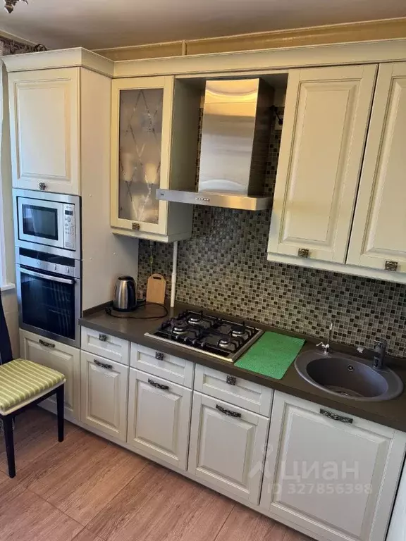 2-к кв. Москва ул. Молостовых, 2К2 (54.0 м) - Фото 1