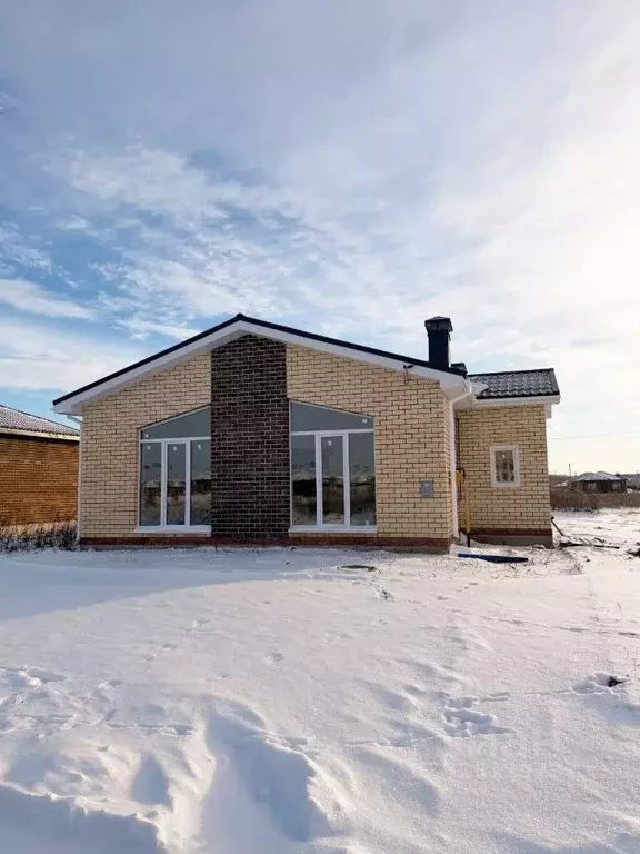 Коттедж в Татарстан, Лаишевский район, Егорьевское с/пос, д. Кзыл-Иль, ... - Фото 1