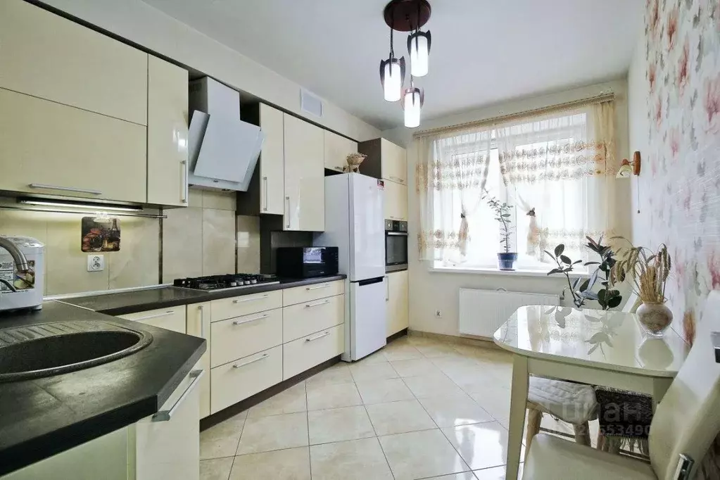 2-к кв. Калининградская область, Калининград Пригородная ул., 13к2 ... - Фото 1