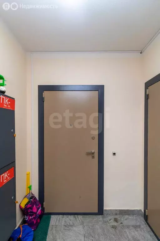 2-комнатная квартира: Тюмень, улица Тимофея Чаркова, 79к3 (62.4 м) - Фото 2