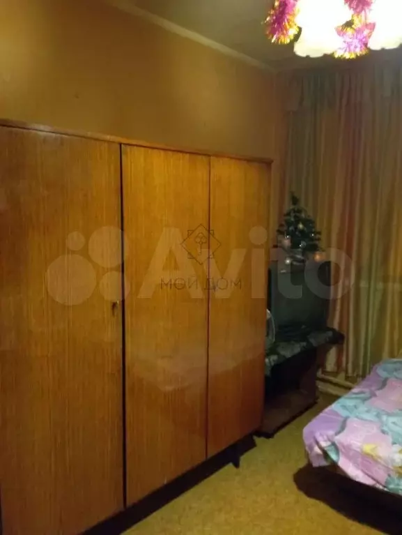 Комната 28 м в 3-к., 1/5 эт. - Фото 1