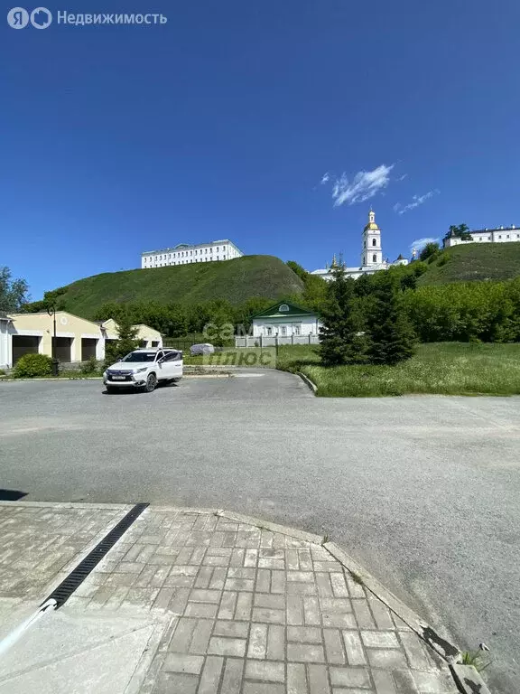 4-комнатная квартира: Тобольск, улица Розы Люксембург, 1К6 (191.6 м) - Фото 1