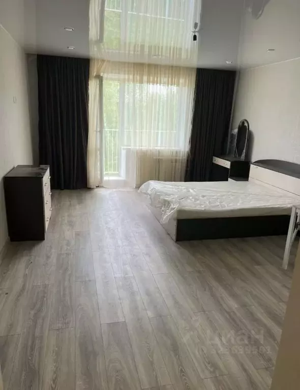 Студия Новосибирская область, Новосибирск ул. Плющихинская, 1 (38.3 м) - Фото 1