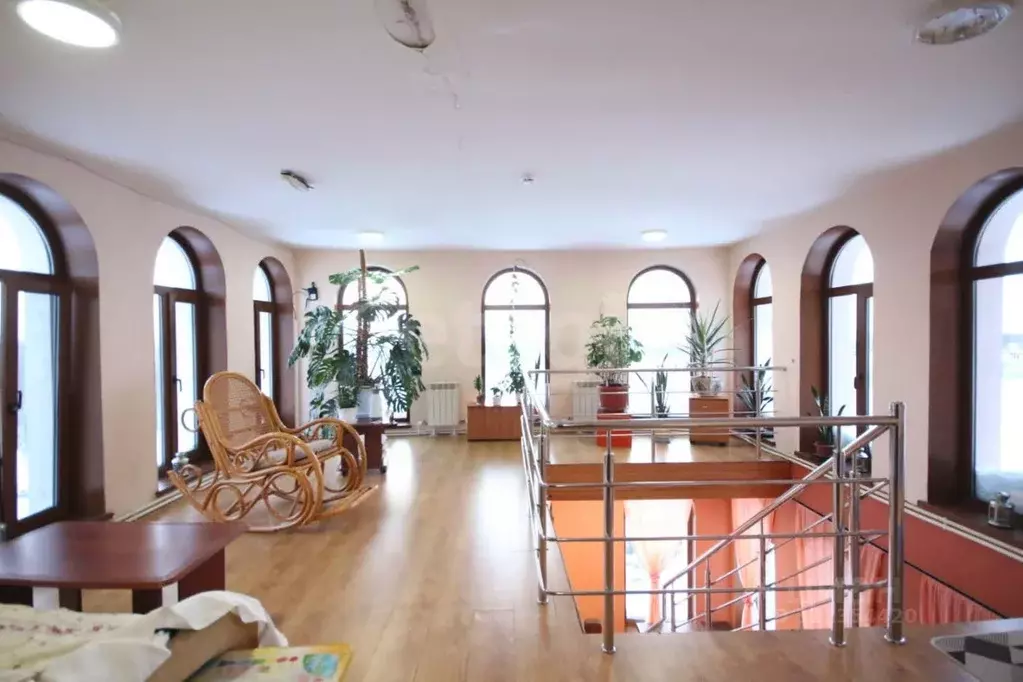 Помещение свободного назначения в Ямало-Ненецкий АО, Новый Уренгой ул. ... - Фото 1