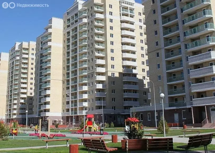 Торговая площадь (1200 м) - Фото 1