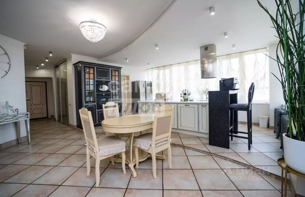 4-к кв. Челябинская область, Челябинск ул. Академика Сахарова, 11 ... - Фото 1