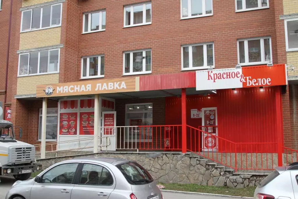 Торговая площадь в Свердловская область, Березовский ул. Гагарина, 17 ... - Фото 2