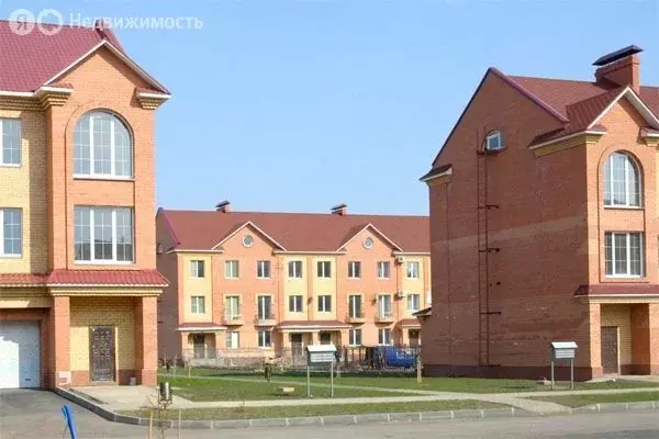 Квартира-студия: посёлок Октябрьский, микрорайон Премьера, 33 (28.4 м) - Фото 2