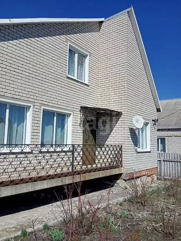 Дом в Белгородская область, Вейделевка рп ул. Полевая (95.6 м) - Фото 0