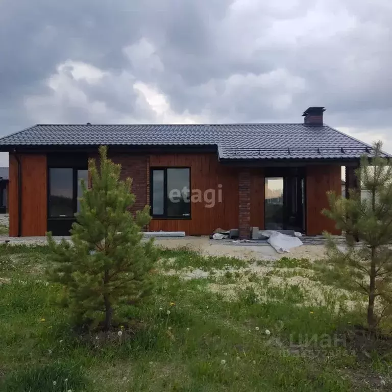 Дом в Тюменская область, Тюменский муниципальный округ, с. Перевалово, ... - Фото 1