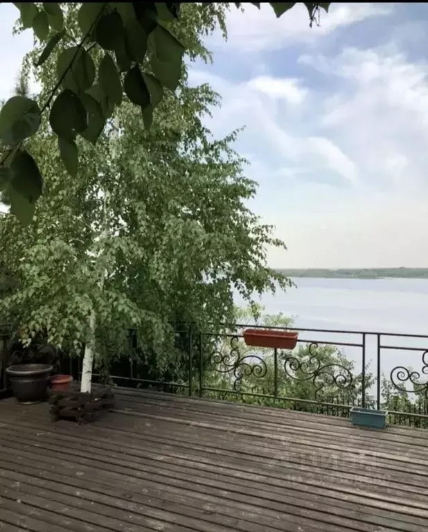 Дом в Саратовская область, Саратов ул. Цветущих Садов (20 м) - Фото 0