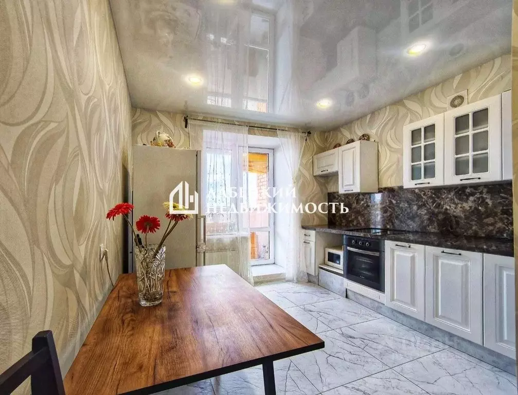 2-к кв. Татарстан, Казань ул. Ноксинский Спуск, 4к3 (75.0 м) - Фото 1