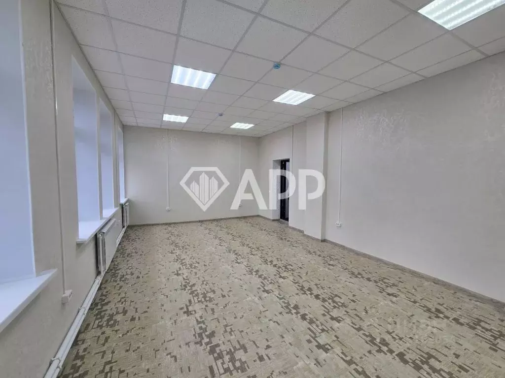 Помещение свободного назначения в Брянская область, Брянск ул. ... - Фото 2