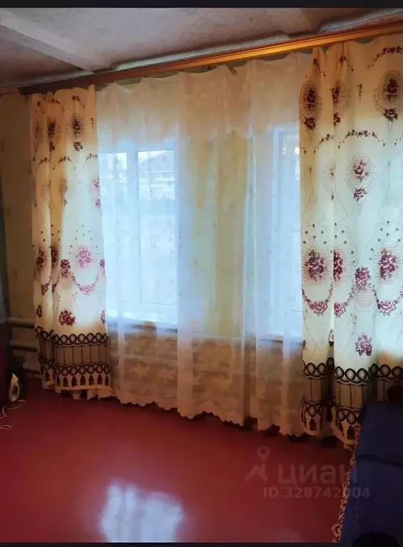 Дом в Воронежская область, Лискинский район, Тресоруковское с/пос, с. ... - Фото 1