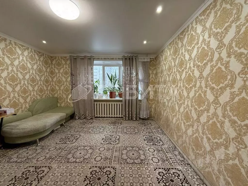 3-к кв. Тюменская область, Тюмень ул. Пермякова, 23 (59.7 м) - Фото 1