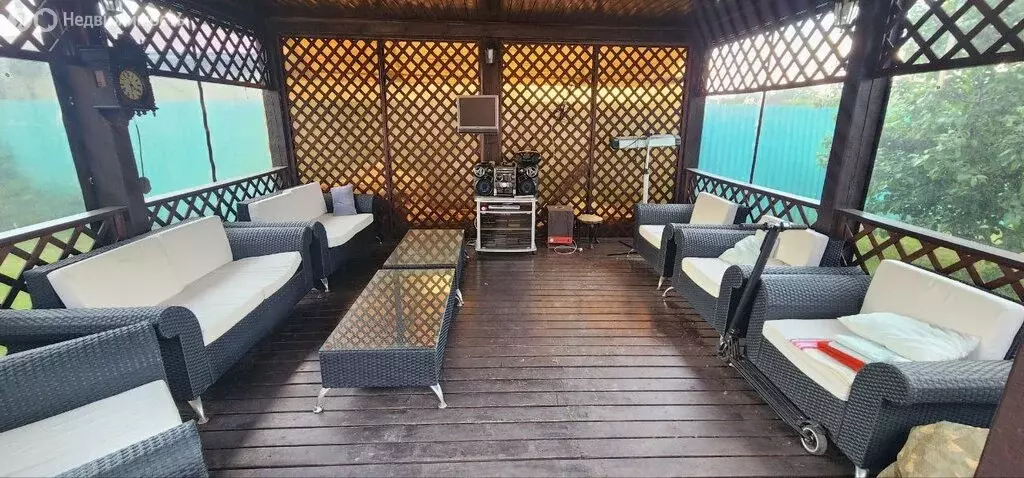 Дом в Копейск, улица Строммашина (215 м) - Фото 0