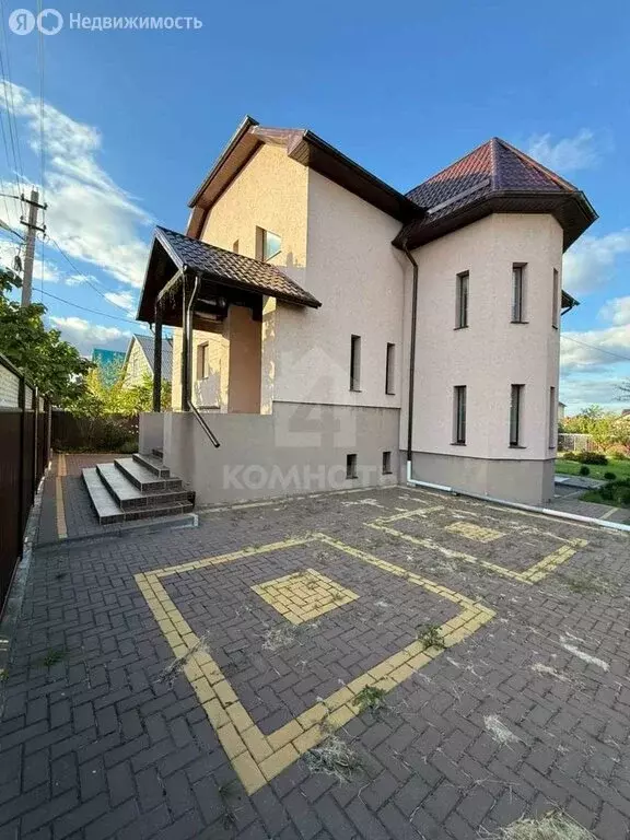 Дом в Семилуки, улица Химиков (318 м) - Фото 1