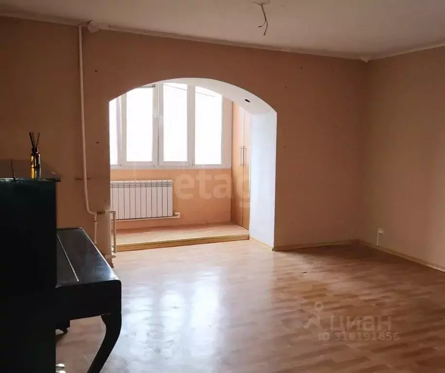 3-к кв. Коми, Усинск Красноярский проезд, 18А (86.2 м) - Фото 0