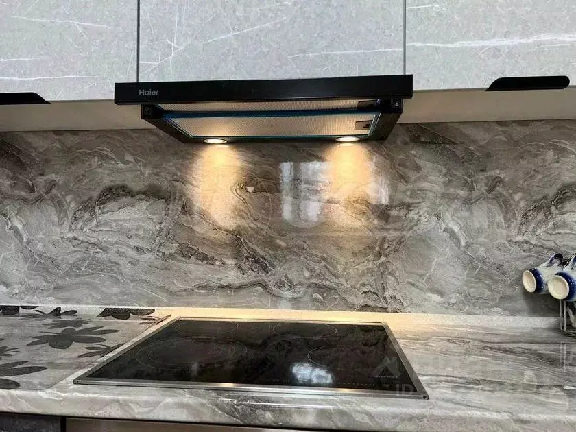 2-к кв. Тюменская область, Тюмень ул. Сергея Свиридова, 7 (55.0 м) - Фото 2