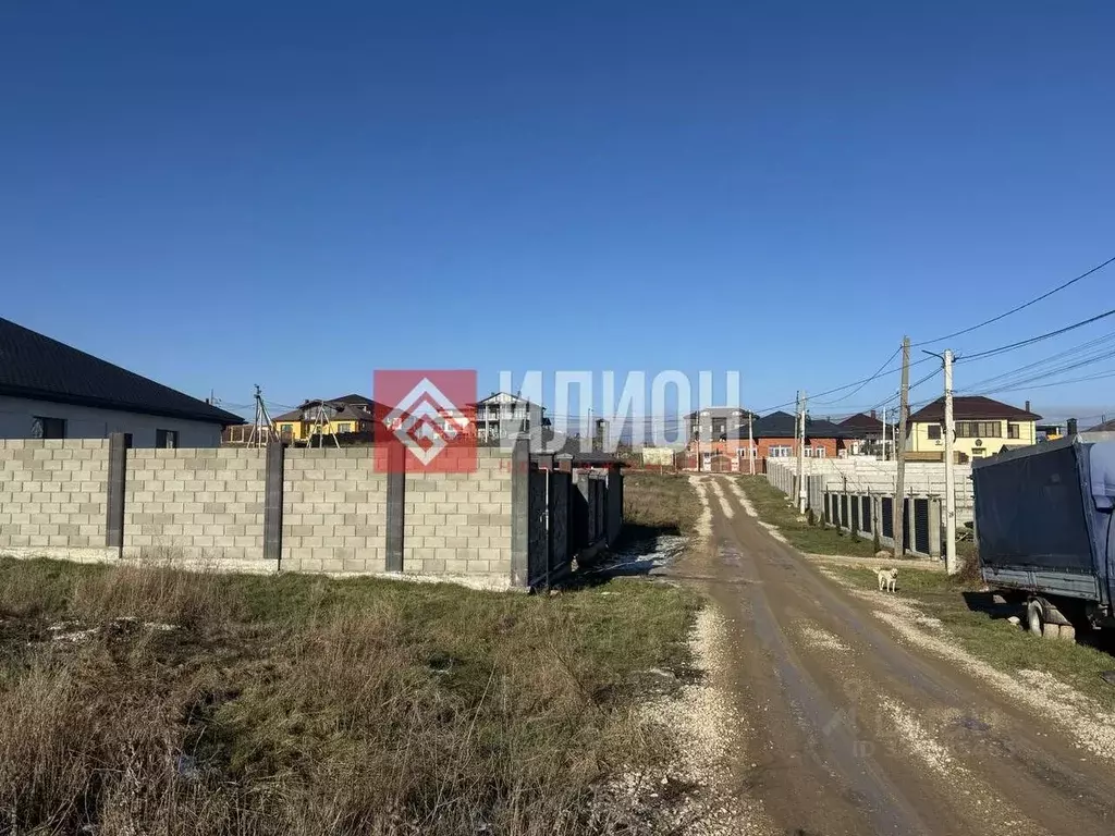 Участок в Крым, Симферопольский район, с. Мирное ул. Кипарисная, 5 ... - Фото 2