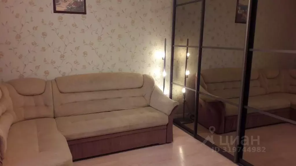 1-к кв. Санкт-Петербург ул. Бадаева, 14к1 (35.0 м) - Фото 0