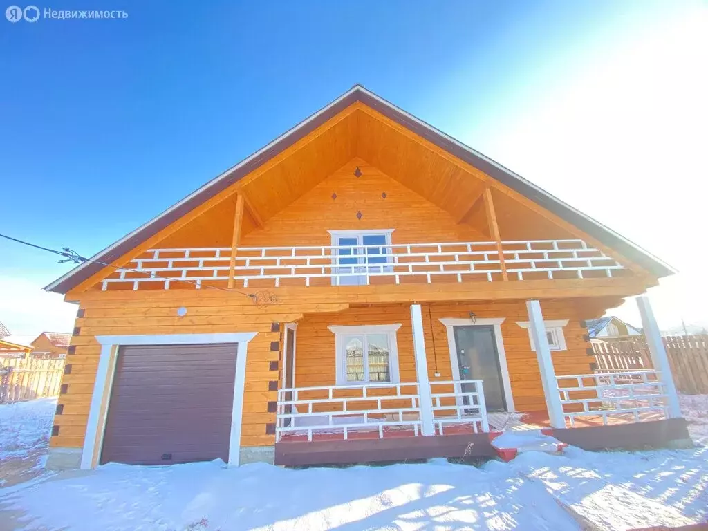 Дом в село Урик, Сельская улица (160 м) - Фото 1