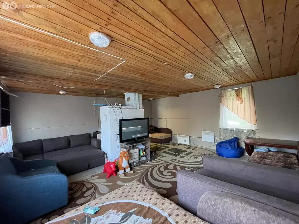 Дом в Свердловская область, муниципальный округ Нижний Тагил, посёлок ... - Фото 2