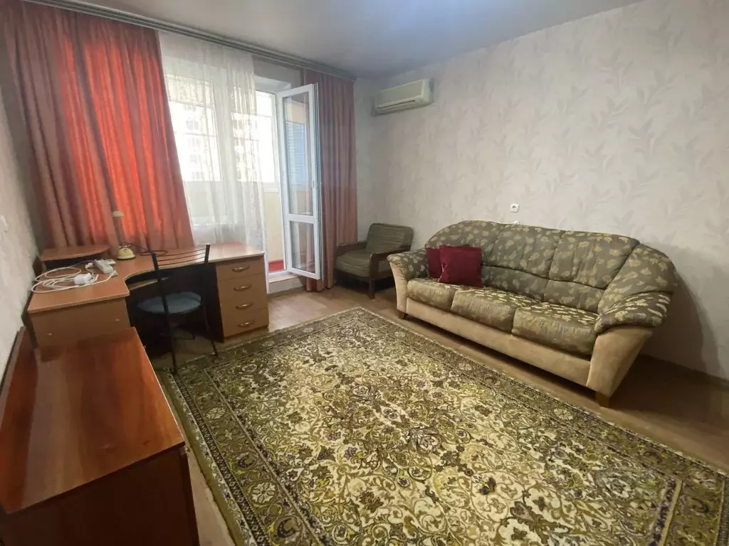 2-к кв. Волгоградская область, Волгоград ул. Хользунова, 36/2 (62.0 м) - Фото 1