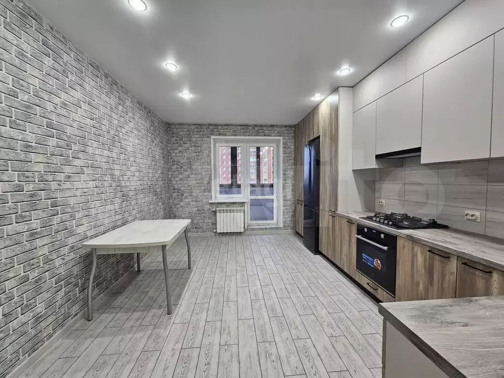 2-к. квартира, 70,1 м, 4/9 эт. - Фото 1