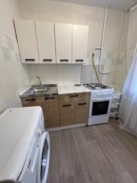 1-к. квартира, 31 м, 1/5 эт. - Фото 0