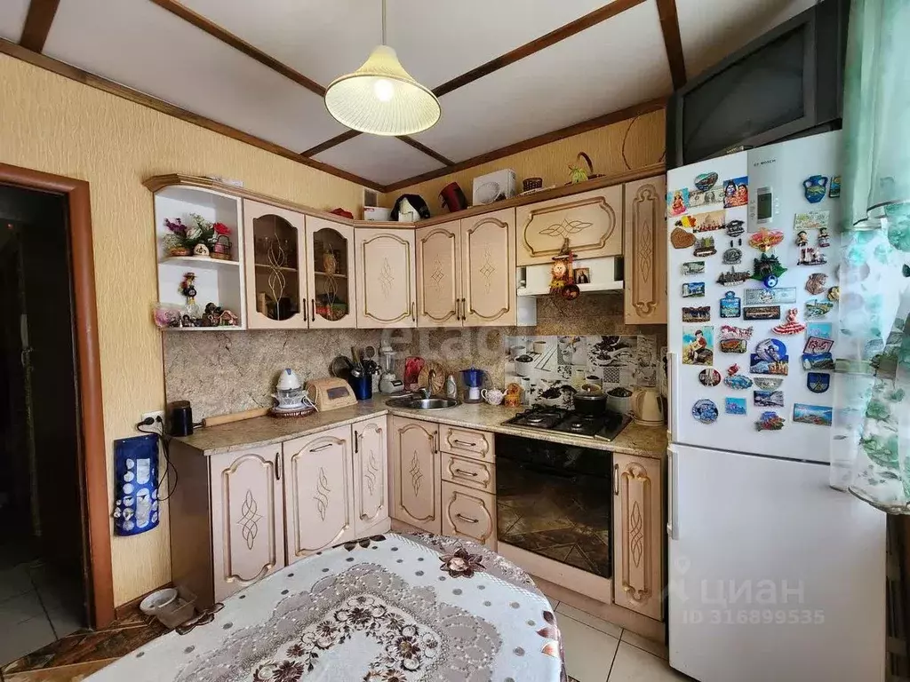 3-к кв. Владимирская область, Ковров ул. Строителей, 24 (62.4 м) - Фото 0