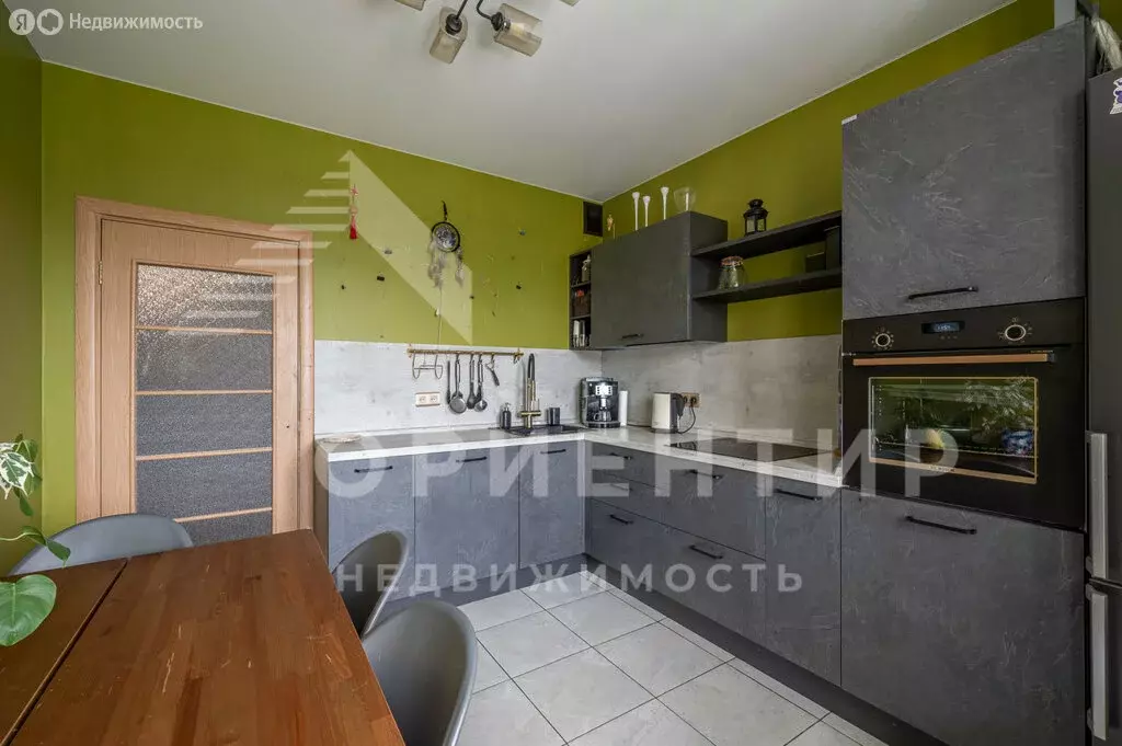 2-комнатная квартира: Екатеринбург, улица Соболева, 19 (68.1 м) - Фото 1