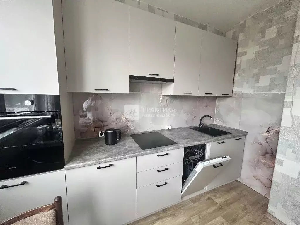 Продается 2-комнатная квартира - Фото 1