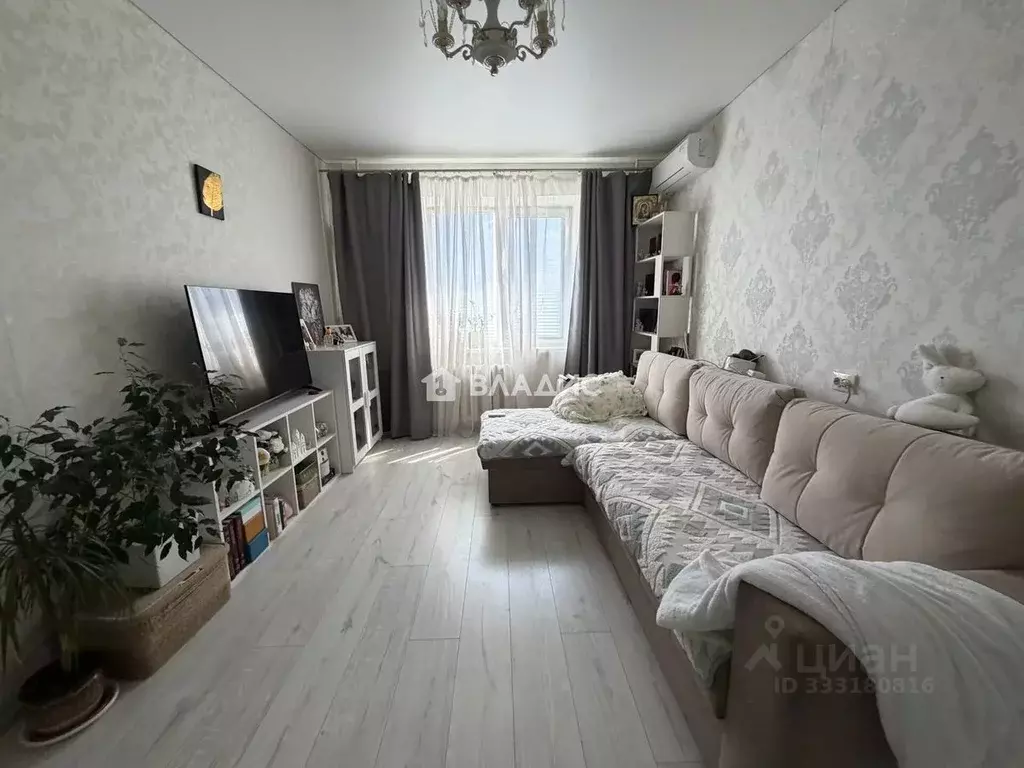 2-к кв. Белгородская область, Белгород 10-й мкр, ул. 60 лет Октября, 5 ... - Фото 1