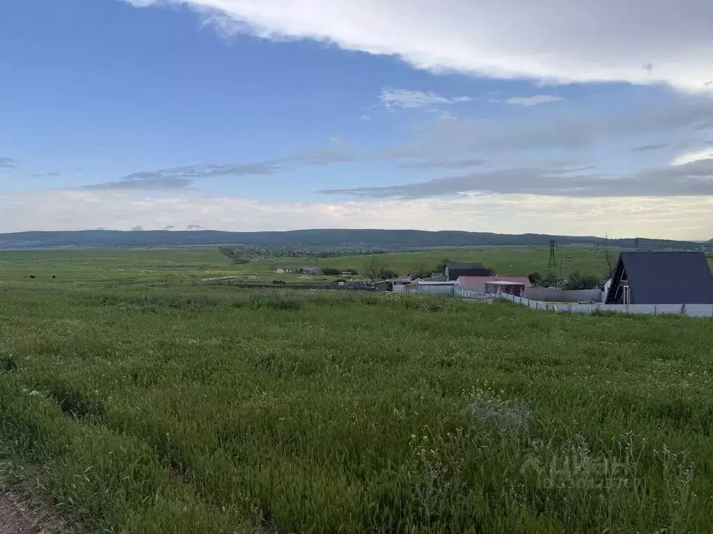 Участок в Крым, Белогорский район, с. Васильевка ул. Школьная, 10А ... - Фото 1