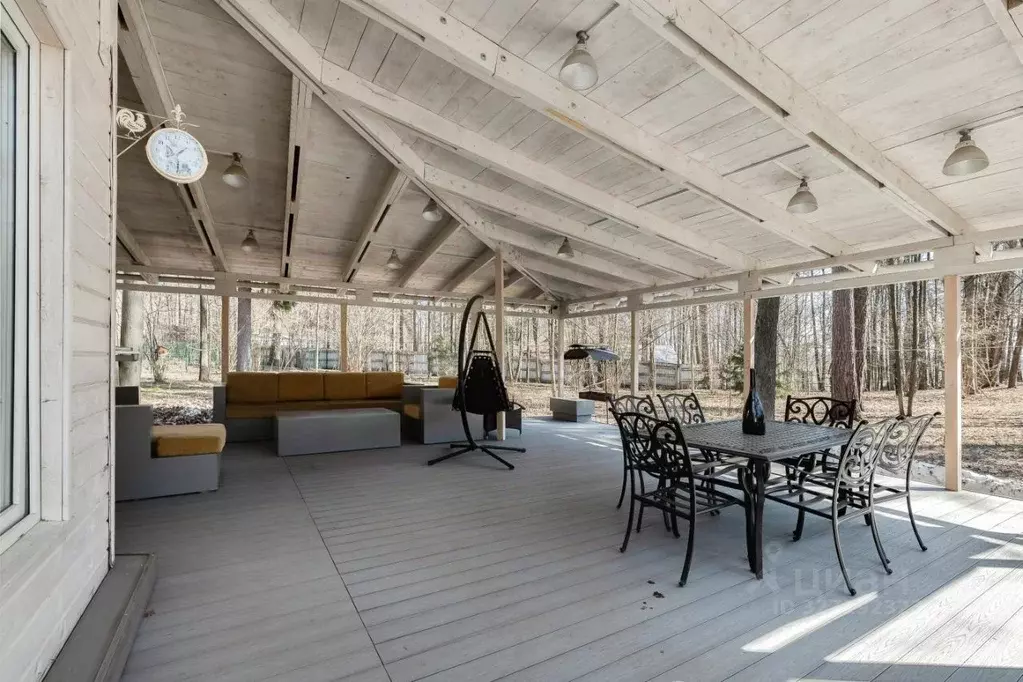 Дом в Московская область, Красногорск городской округ, с. ... - Фото 1