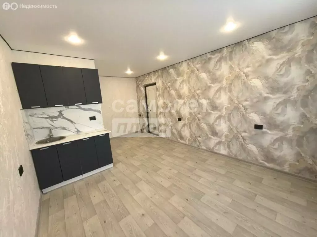 1к в 4-комнатной квартире (19 м) - Фото 1