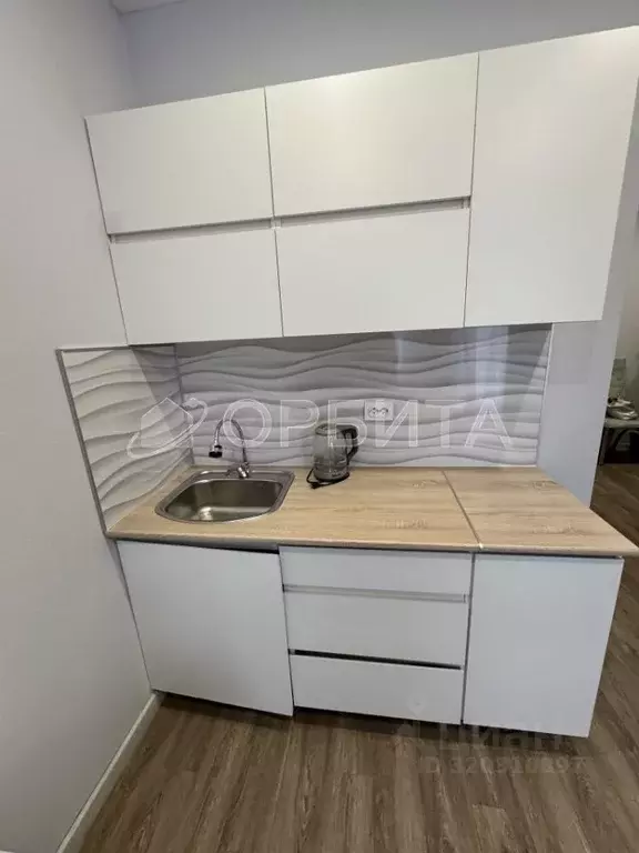 Студия Тюменская область, Тюмень ул. Фармана Салманова, 5 (32.0 м) - Фото 2