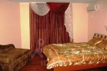 Дом в Крым, Евпатория ул. Просмушкиных, 7 (10 м) - Фото 1