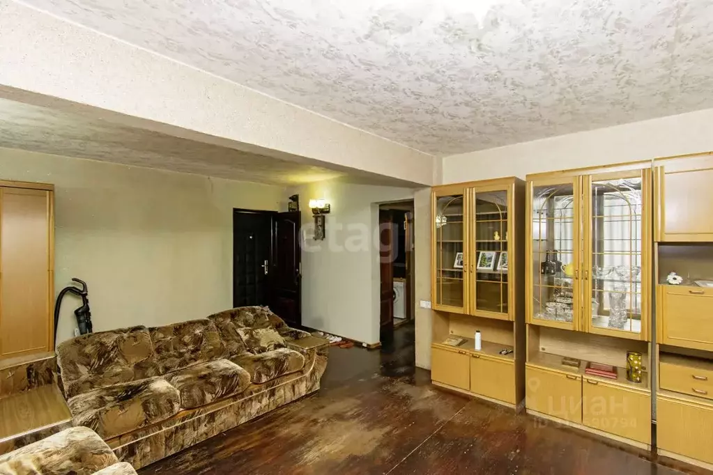 3-к кв. Иркутская область, Ангарск 95Б кв-л, 3 (67.6 м) - Фото 0